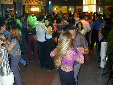 Salsa im Café der Kunsthalle in Bonn