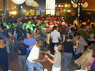 Salsa im Café der Kunsthalle in Bonn