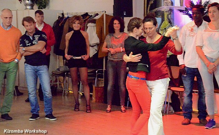 Weihnachts-Salsaparty am 20.12.2015 im Zollhaus (Willich-Kaarst bei Düsseldorf)